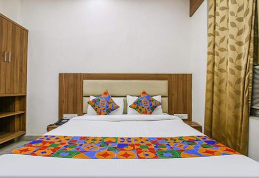 FabHotel Silver Inn I Hotel Overview