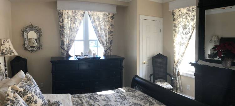 卡里奇豪斯民宿(The Carriage House B&B)图片