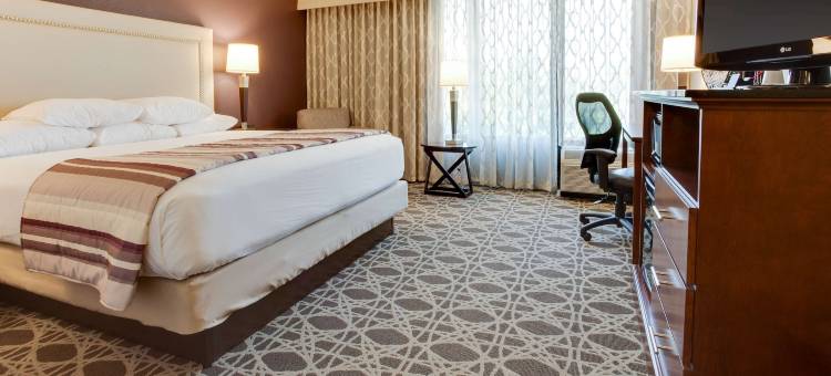 路易斯维尔德鲁里套房酒店(Drury Inn & Suites Louisville East)图片