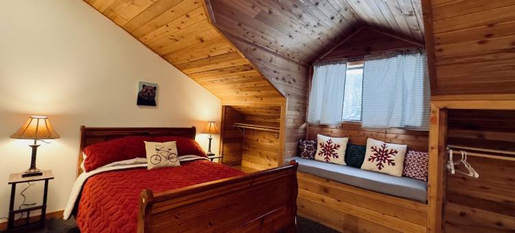 隐藏的熊退修中心(Hidden Bear Retreat Center)图片