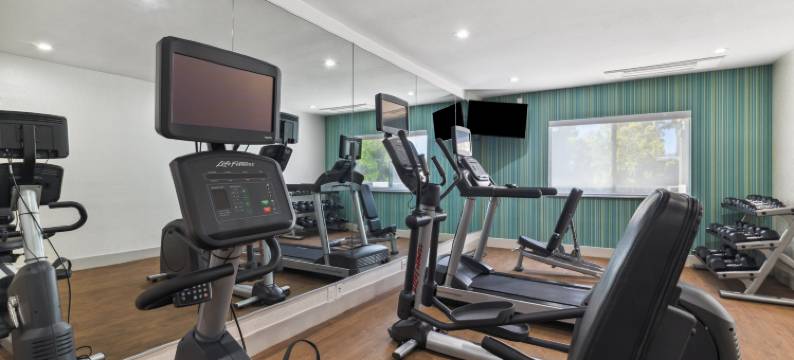 山景城硅谷智选假日套房酒店(Holiday Inn Express & Suites MOUNTAIN VIEW SILICON VALLEY by IHG)图片