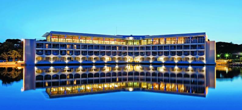 乐普莱因南蓝色假日俱乐部酒店(Hotel Club le Plein Sud Vacances Bleues)图片