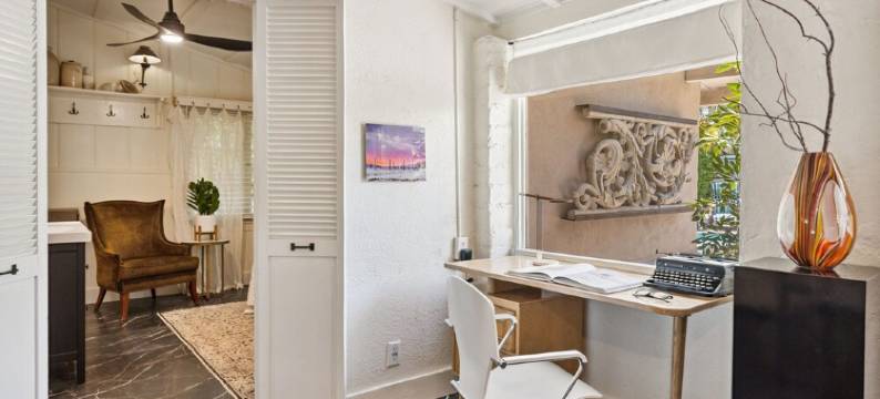 Center of it All!- Adobe Cottage Unit A图片