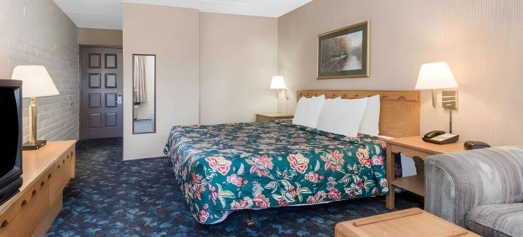 代顿波依大道骑士酒店(Knights Inn Dayton at Poe Ave)图片