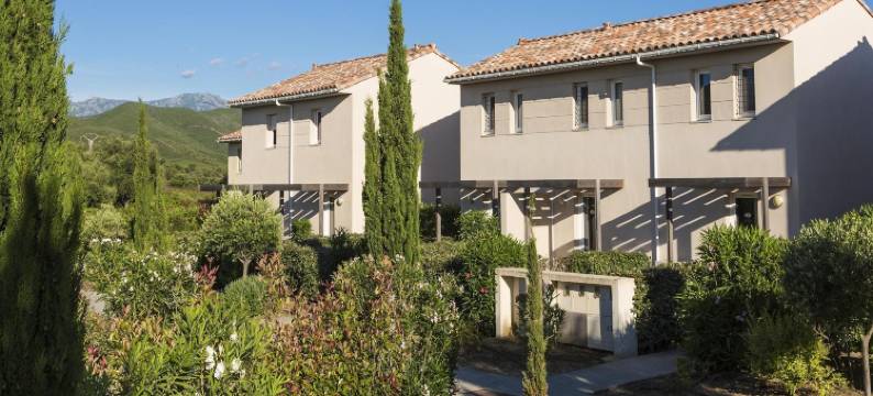 Holiday Park in Corsica with Terrace Homes图片