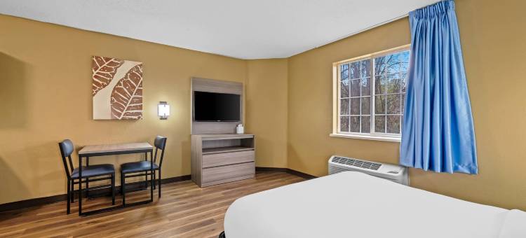 夏洛特 - 行政公园美茵斯坦套房酒店(Suburban Studios Charlotte - Executive Park)图片