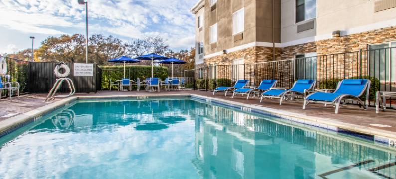 智选假日套房酒店罗斯维尔 - 广场区(Holiday Inn Express & Suites ROSEVILLE - GALLERIA AREA by IHG)图片