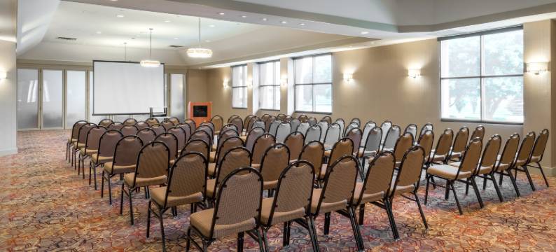 Holiday Inn 马尼托瓦克(Holiday Inn MANITOWOC by IHG)图片