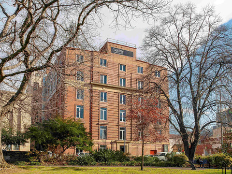 曼特拉桑迪贝伊路一号公寓酒店 - 霍巴特