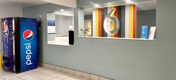 Motel 6 博格，TX - 繁华之城(Motel 6 Borger, TX – Boom Town)图片