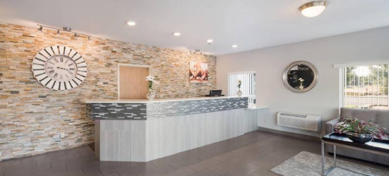 肯纳威克三城品质酒店及套房(Quality Inn & Suites Kennewick Tri-Cities)图片