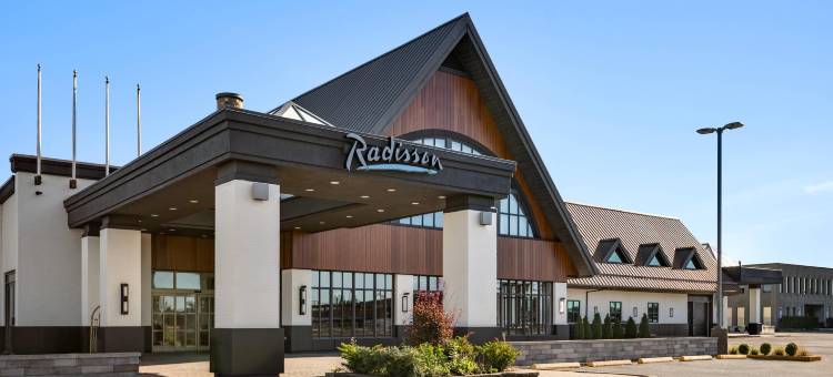 蒙特利尔机场丽笙酒店(Radisson Hotel Montreal Airport)图片