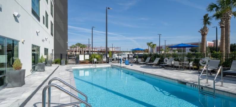沃尔顿海滩-伊格林地区快捷假日酒店(Holiday Inn Express & Suites FORT WALTON BEACH - EGLIN AREA by IHG)图片