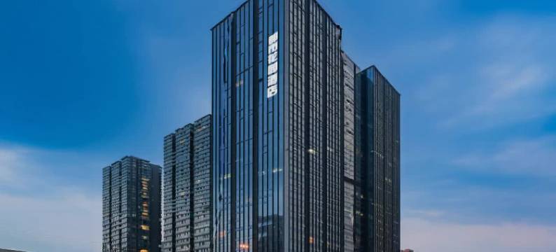 都市花园酒店(成都华侨城欢乐谷金牛公园地铁站店)图片