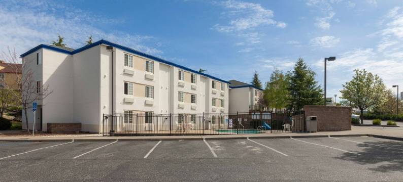 奥本6号汽车旅馆(Motel 6 Auburn, CA)图片