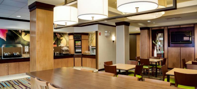 湖城万枫套房酒店(Fairfield Inn & Suites Lake City)图片