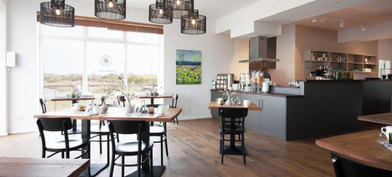 巴德斯胡克海滨酒店(Bades Huk Marina Hotel)图片