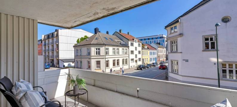 Centrally located in Kvadraturen with 3 large bedrooms with Parking space图片
