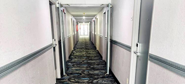 雷纳姆汤顿凯艺酒店(Quality Inn Raynham - Taunton)图片