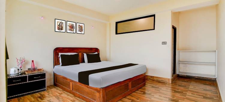 带阳台的经典全景豪华房(Hotel O Ranka Gangtok)图片