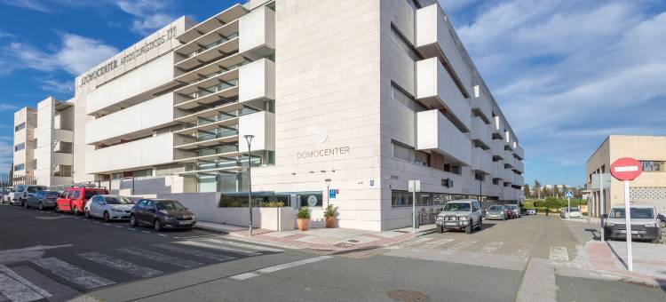 GuestReady - Estudio domocenter con garaje图片
