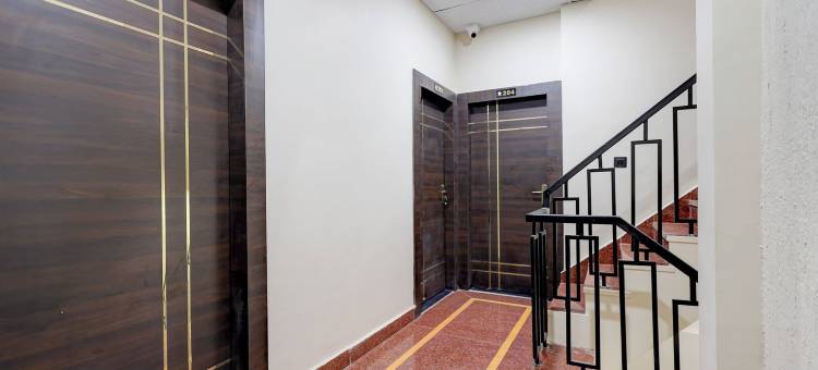FabHotel Shivangan - 距离班克比哈里庙200米，弗林达文(FabHotel Shivangan - 200M from Banke Bihari Temple, Vrindavan)图片
