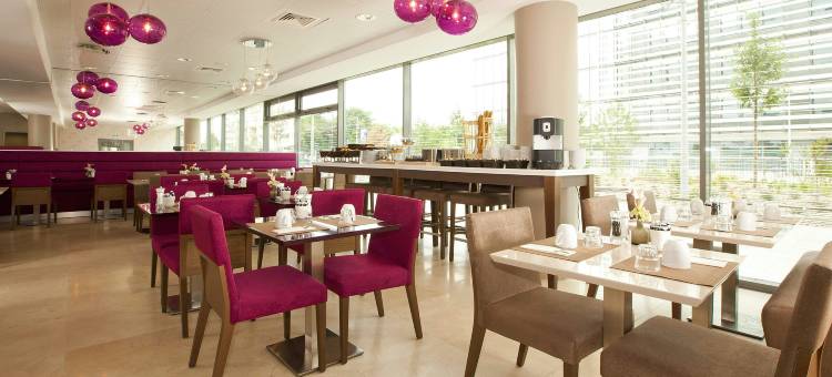巴黎瑞熙侗伊西莱斯利诺酒店(Residhome Paris Issy les Moulineaux)图片