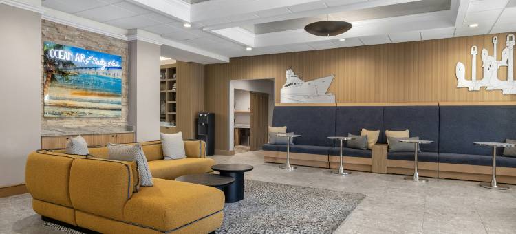 Homewood Suites by Hilton圣迭戈机场-自由站(Homewood Suites by Hilton San Diego Airport-Liberty Station)图片