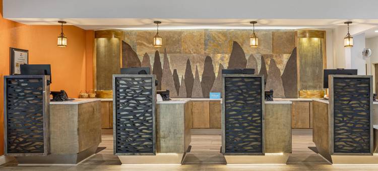 希尔顿假日俱乐部布兰森瀑布村(Hilton Vacation Club the Falls Village Branson)图片