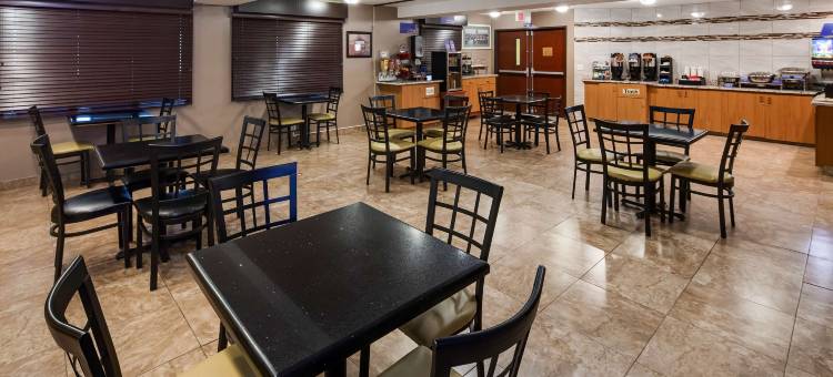 罗马贝斯特韦斯特酒店(Best Western Rama Inn)图片