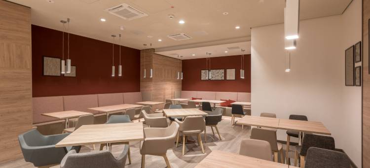 法兰克福市中心东希尔顿欢朋酒店(Hampton by Hilton Frankfurt City Centre East)图片