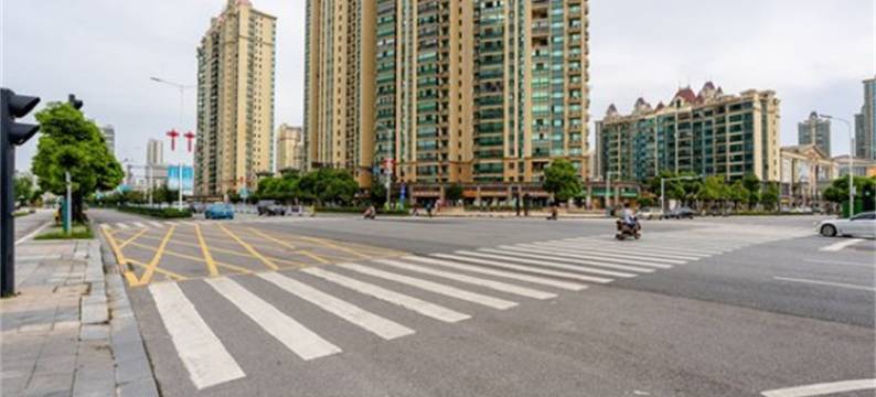 鸥鱼未来酒店(驻马店高铁站店)图片