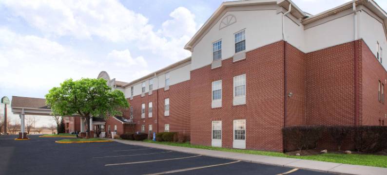 Wingate by Wyndham Roseville/Detroit图片