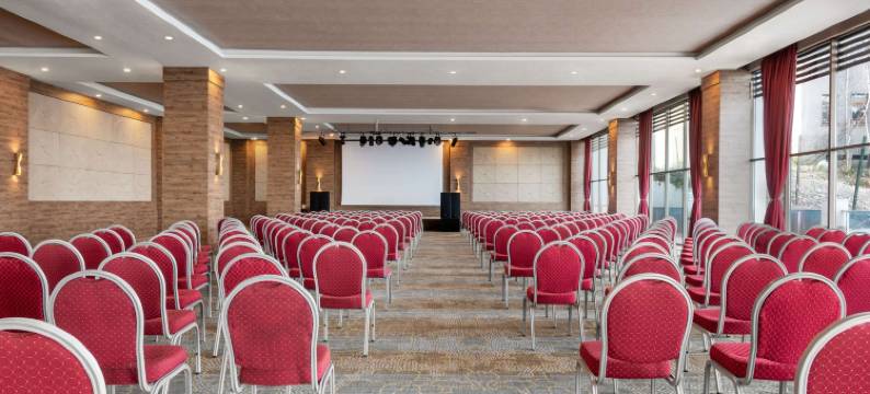 温耶温德姆华美达度假村(Ramada Resort by Wyndham Unye)图片