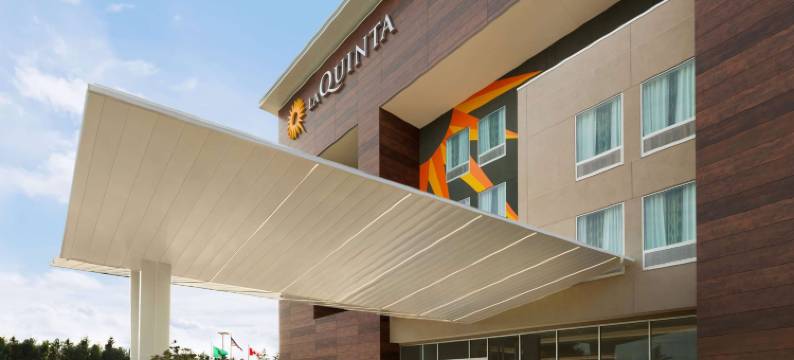 伯灵顿拉昆塔温德姆套房酒店(La Quinta Inn & Suites by Wyndham Burlington)图片