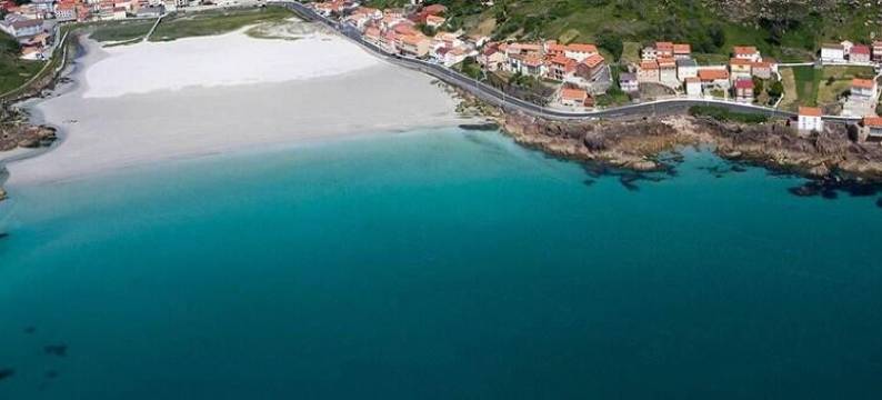 莫出租屋拉科鲁尼亚 102813 号 5 房度假屋酒店(A Coruna 102813 5 Bedroom Holiday Home by Mo Rentals)图片