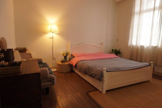 Hedy哲特色民宿(上岩头路分店)