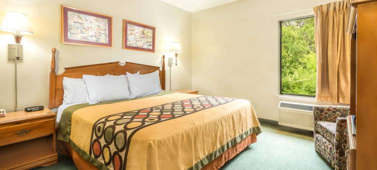 佩韦利温德姆速8酒店(Super 8 by Wyndham Pevely)图片