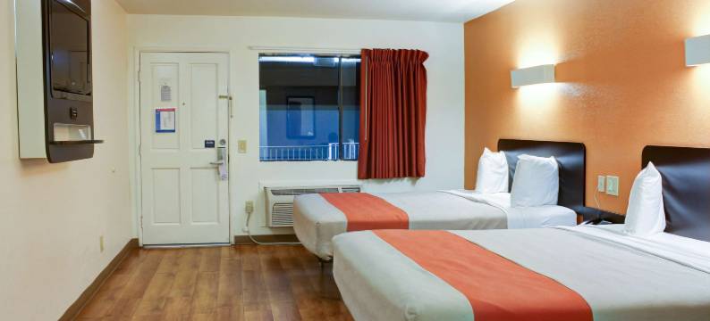 毕晓普6号汽车旅馆(Motel 6 Bishop, CA)图片