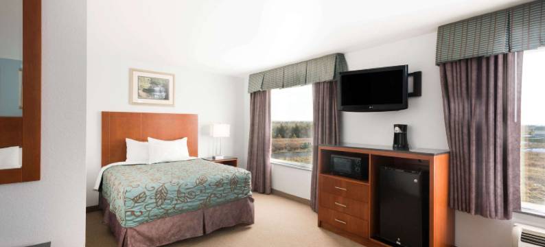 温德姆戴斯酒店-沃特敦德拉姆堡(Days Inn by Wyndham Watertown Fort Drum)图片