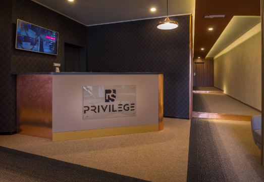 Privilege Suites by Central Park Hotel Overview