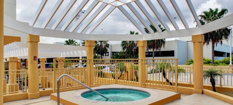 迈阿密机场南蓝礁湖欢朋套房酒店(Hampton Inn & Suites Miami-Airport South-Blue Lagoon)图片