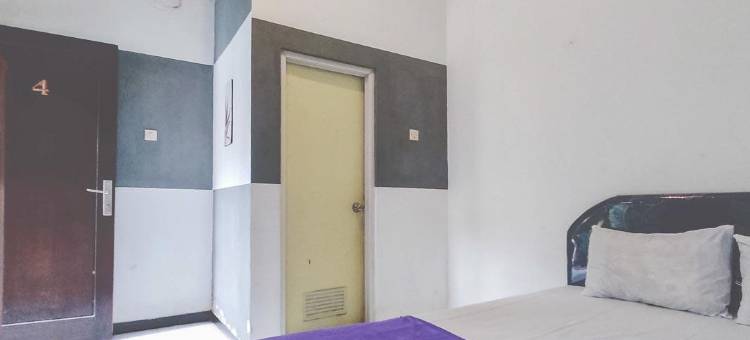 卡尔蒂尼旅馆-近阿伦阿伦普罗博林戈(Kartini Guest House Near Alun Alun Probolinggo)图片
