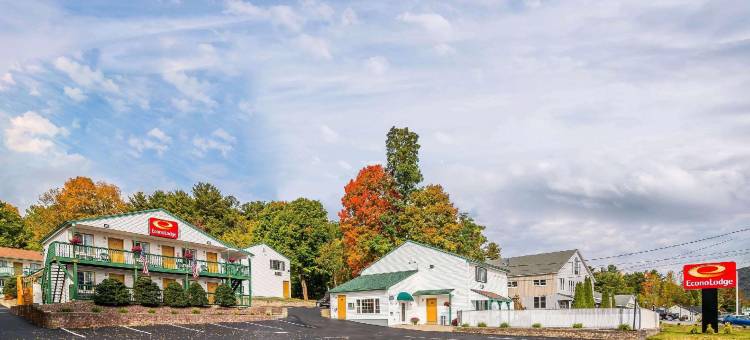 乔治湖奥特莱斯罗德威酒店(Rodeway Inn Lake George Outlets)图片