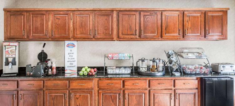 伊顿呗盟套房酒店(Baymont by Wyndham Eden)图片