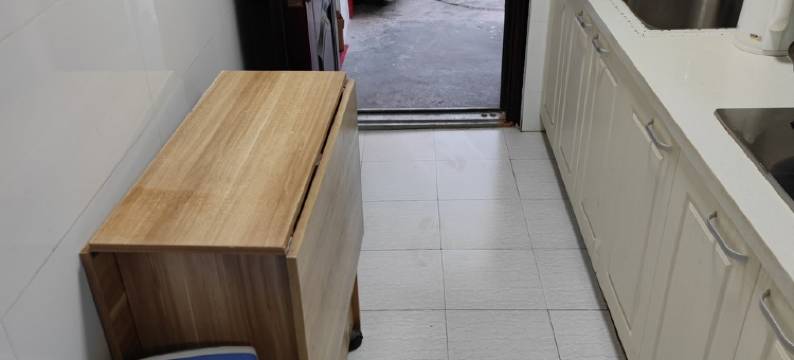 华山总医院斜对面民宿(乌鲁木齐中路分店)图片
