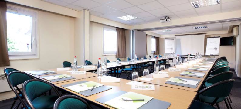 康铂巴黎西沙维尔酒店(Campanile Paris Ouest - Chaville)图片