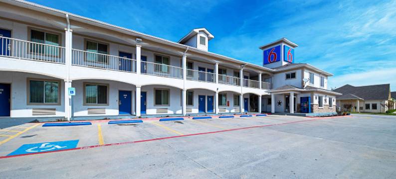 德克萨斯罗姆 6 号汽车旅馆(Motel 6 Rhome, TX)图片