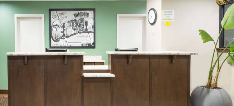 弗多斯塔-会议中心区速8酒店(Super 8 by Wyndham Valdosta GA I-75)图片