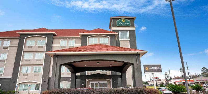 休斯顿玛格诺利亚拉昆塔温德姆套房酒店(La Quinta Inn & Suites by Wyndham Houston - Magnolia)图片